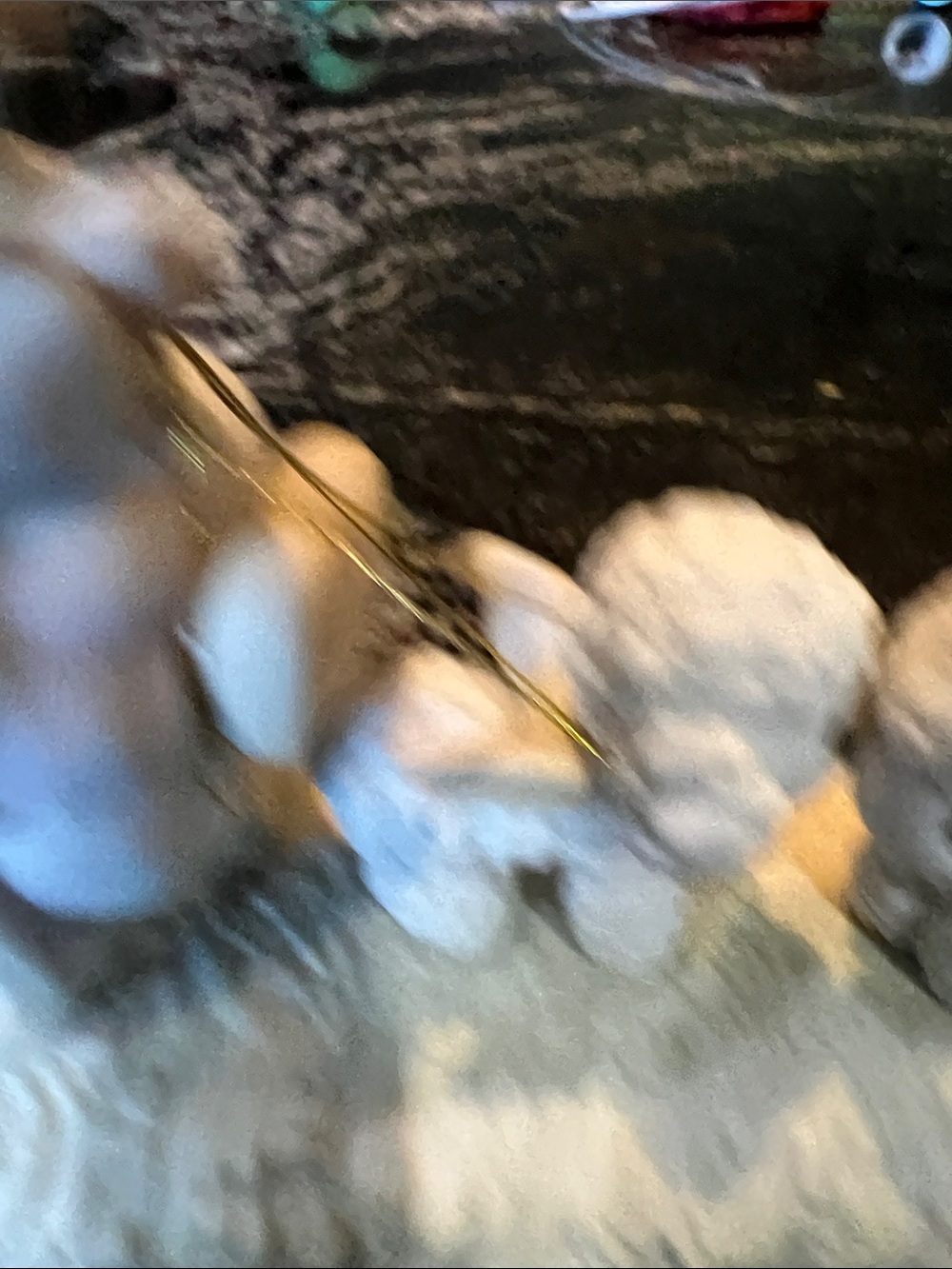 Vintage Precious Moments Nativity Figurine Collectibles-Jesus is Born. - Picture 4 of 7